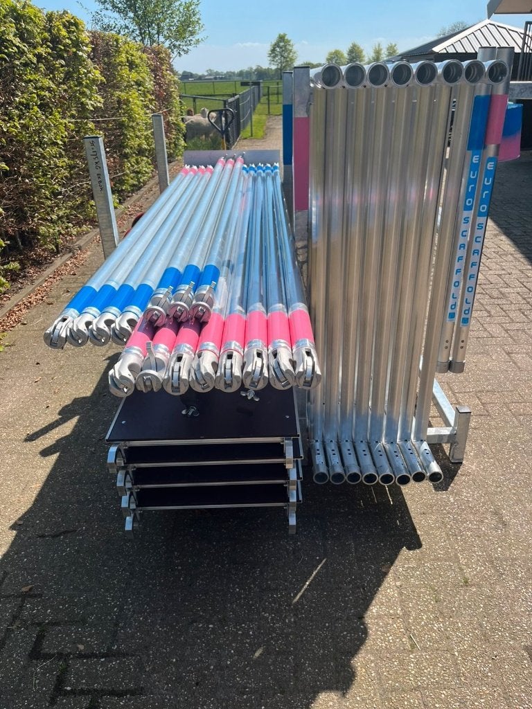 steigerbok steigertransport rolsteiger, Doe-het-zelf en Verbouw, Steigers, Ophalen, Nieuw, Rolsteiger of Kamersteiger, 5 meter of hoger