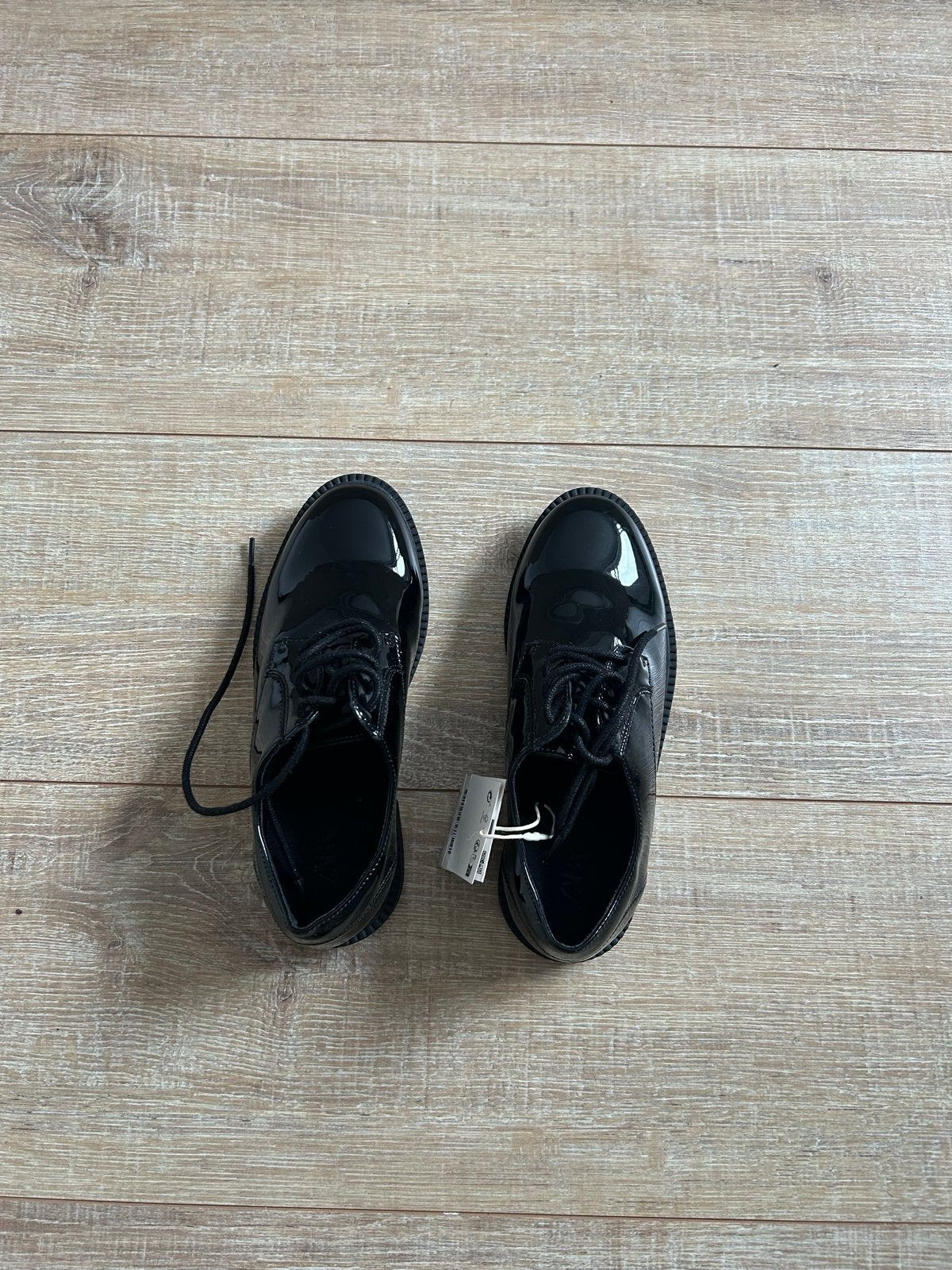 Jongens lakschoenen - nooit gedragen, Kinderen en Baby's, Ophalen, Nieuw, Jongen, Schoenen