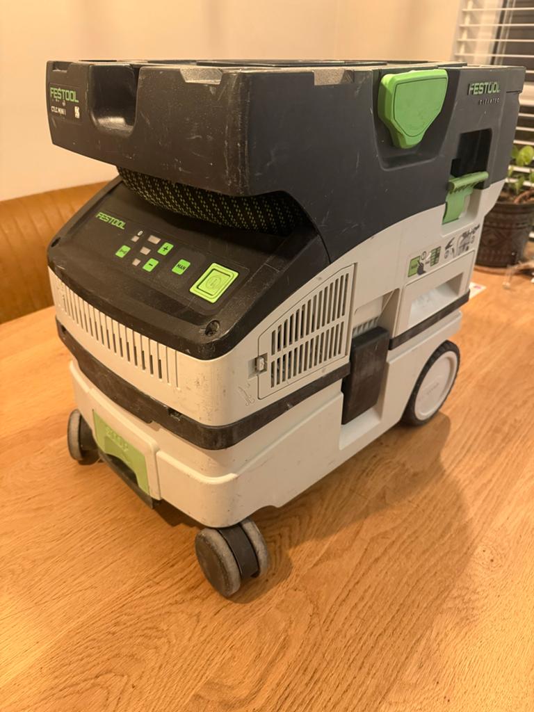 Festool CLEANTEC CTLC MIDI I stofzuiger met slang, Doe-het-zelf en Verbouw, Ophalen of Verzenden, Zo goed als nieuw, Waterstofzuiger