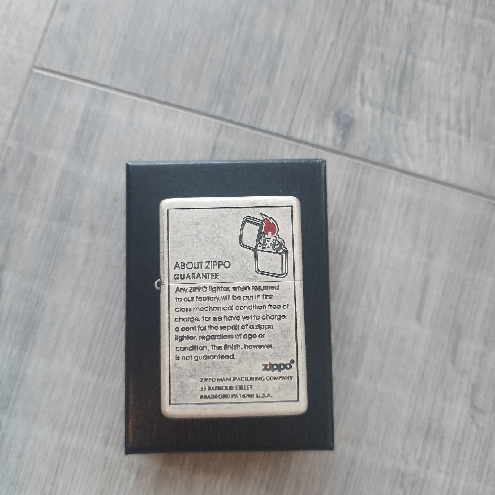 Zeldzame Zippo Bottomz Up aansteker 'double headed', Verzamelen, Rookartikelen, Aanstekers en Luciferdoosjes, Ophalen of Verzenden