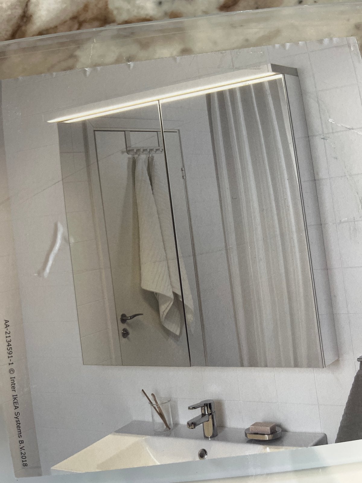 Nieuwe IKEA Godmorgon badkamerlamp - 100 cm, 600 lm, Ophalen, Wit, Waterbestendig, Nieuw