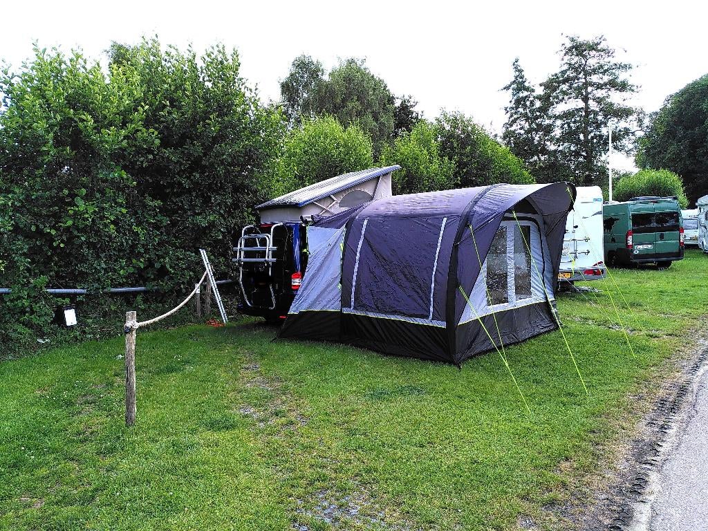 Bustent Vacation Easy Air (Obelink), Caravans en Kamperen, Ophalen, Zo goed als nieuw, Tot en met 2
