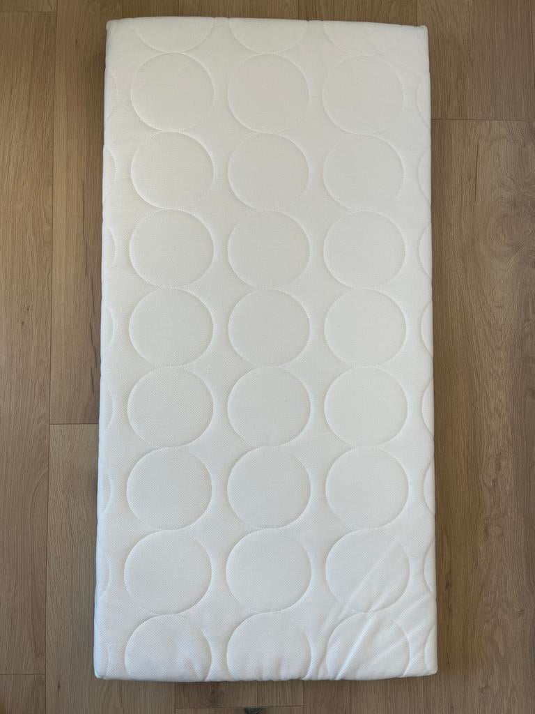 Kindermatras met Airgosafe matras. Paar keer gebruikt!, Ophalen, Gebruikt, 190 cm of minder, Matras