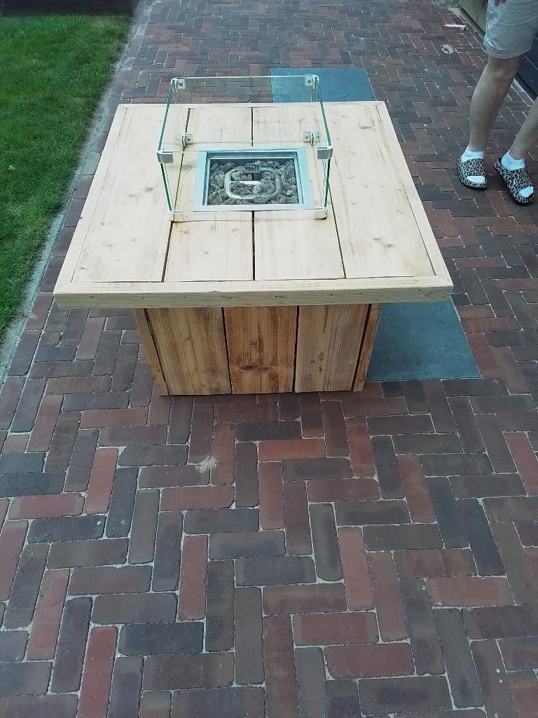 Vuurtafel, Ophalen, Nieuw