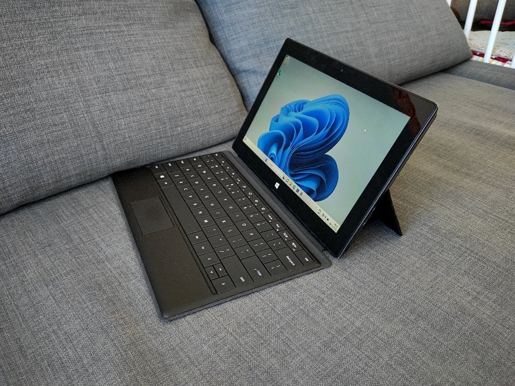 windows 11 tablet Surface Pro, Computers en Software, Windows Tablets, Ophalen, Zo goed als nieuw, 10 inch