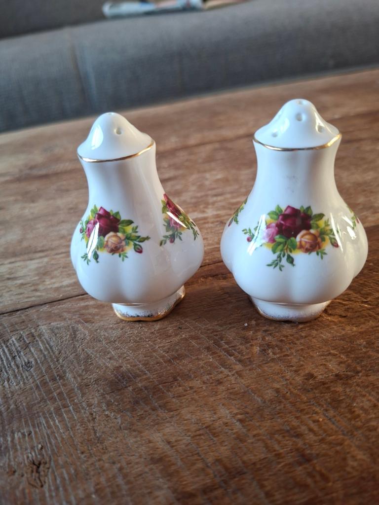 Royal Albert Old Country Roses peper- en zoutstel, Ophalen of Verzenden