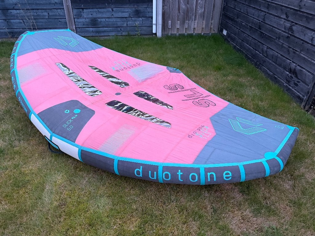Duotone slick sls 5.0 uit 2023, Watersport en Boten, Wingsurfen, Ophalen, Zo goed als nieuw, Wingsurf-wing