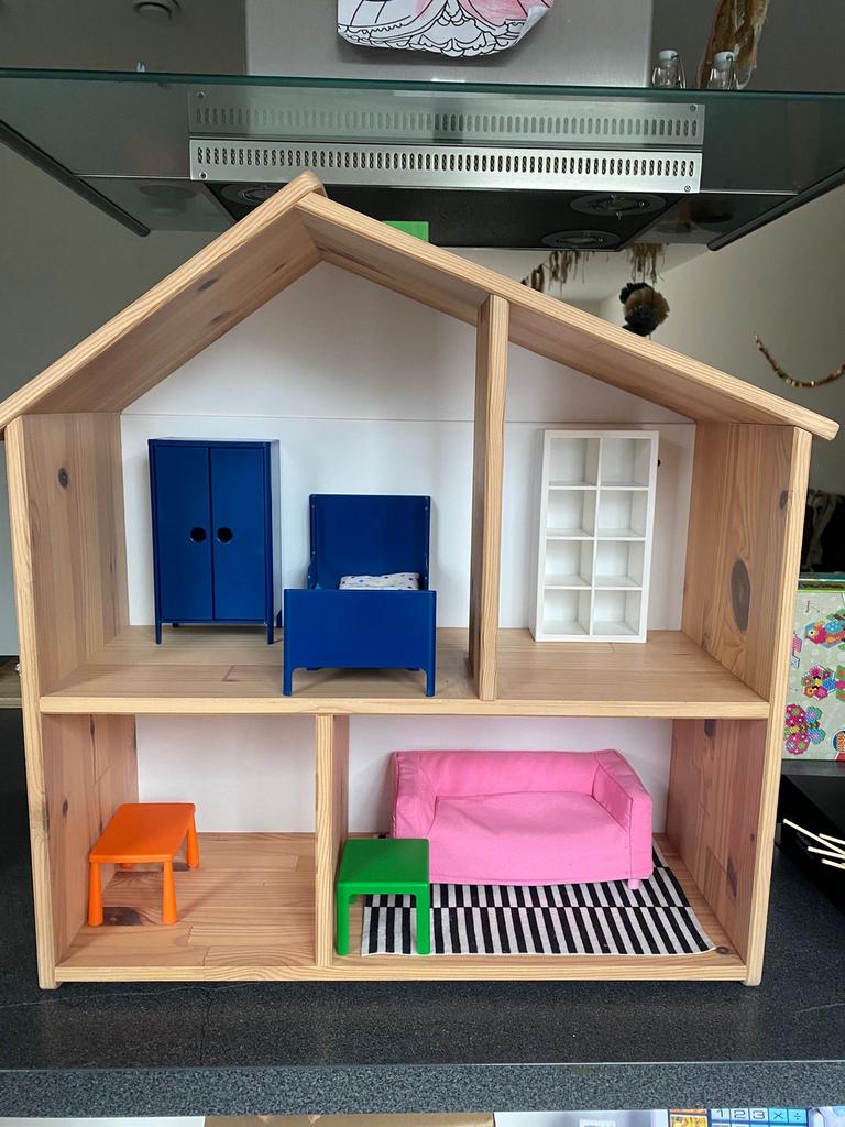 IKEA Poppenhuis + Accessoires - Zo Goed Als Nieuw!, Kinderen en Baby's, Speelgoed | Poppenhuizen, Ophalen, Zo goed als nieuw, Poppenhuis