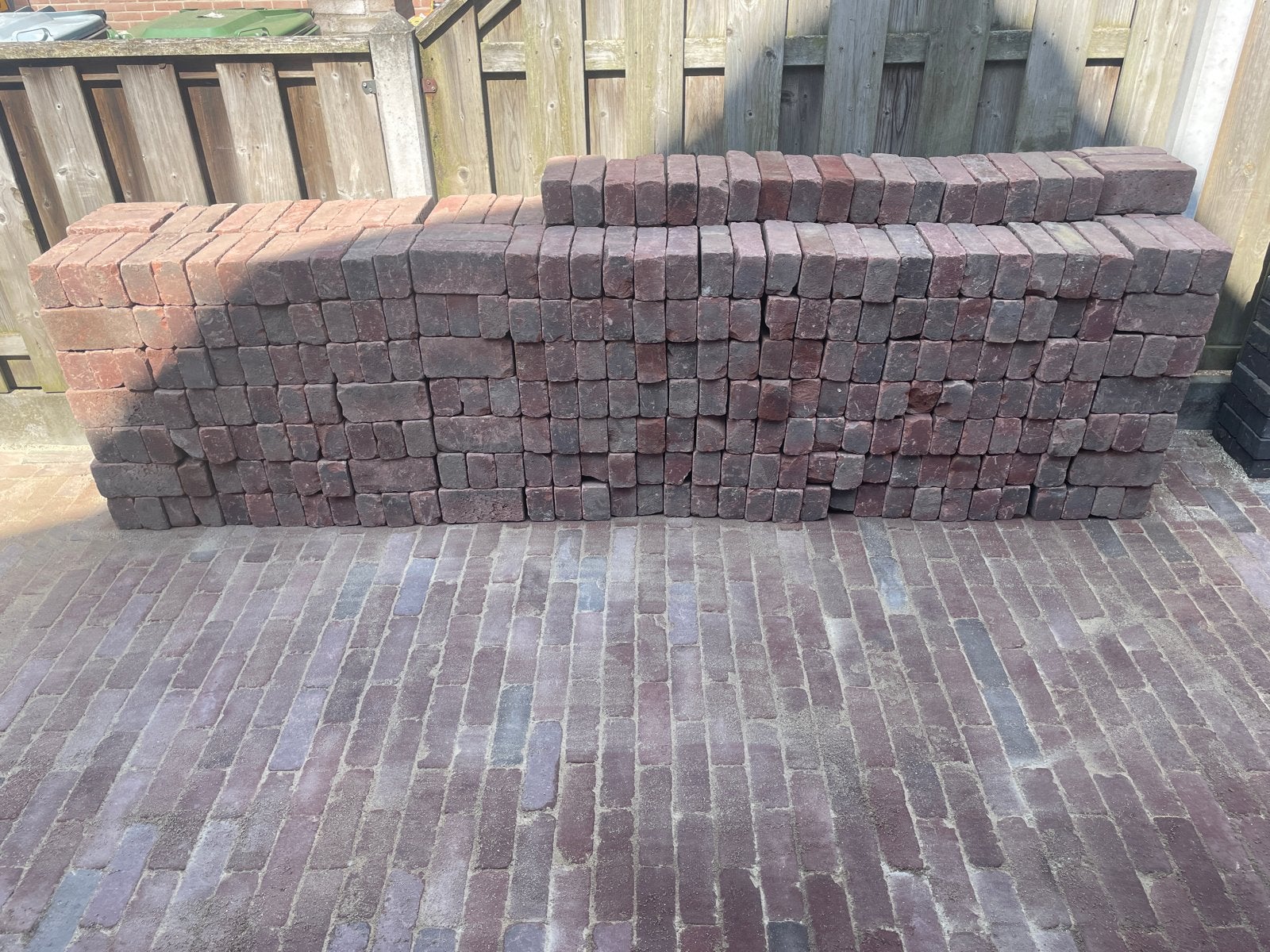 540 Gebakken Straatstenen 20,5x7x10 cm - Gebruikt, Doe-het-zelf en Verbouw, Tegels, Ophalen, Overige materialen, Gebruikt, Overige typen