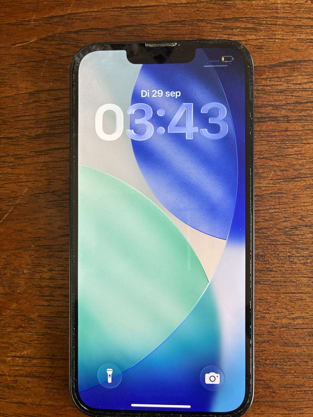 Foto 2 van iPhone 13 128 GB Zwart - Zo goed als nieuw