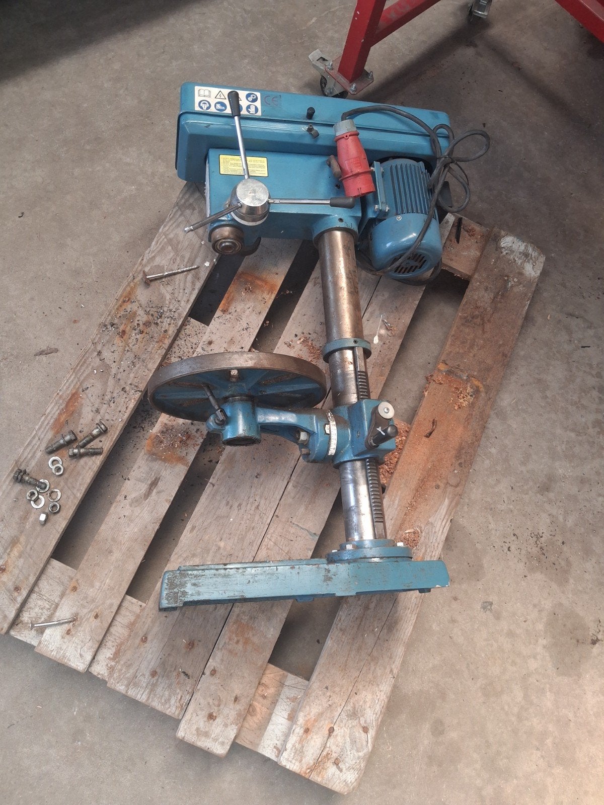 Kolomboormachine, Doe-het-zelf en Verbouw, Gereedschap | Boormachines, Ophalen, Gebruikt, 600 watt of meer, Kolomboormachine