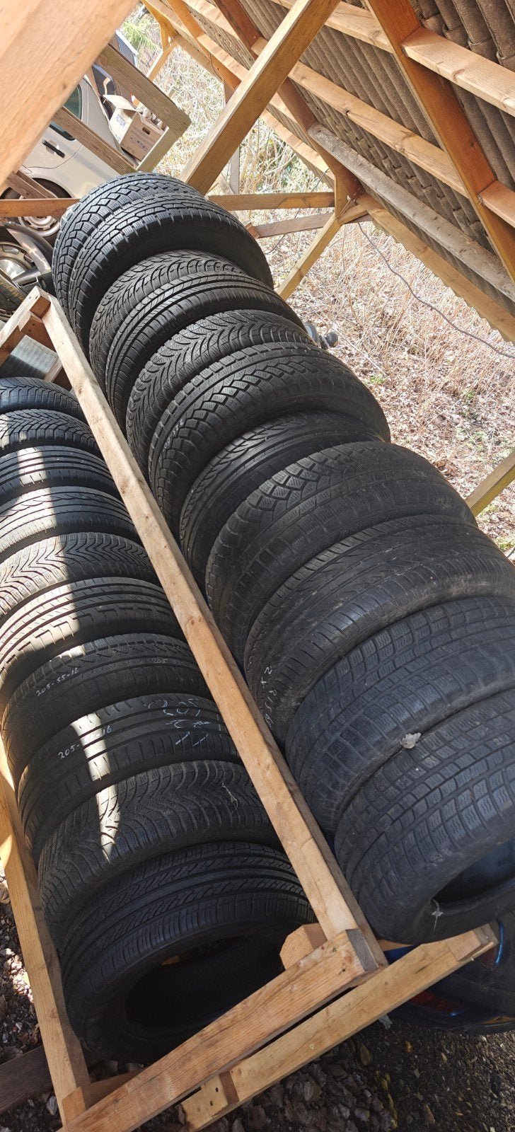 Partij handel 2e hands banden, Ophalen