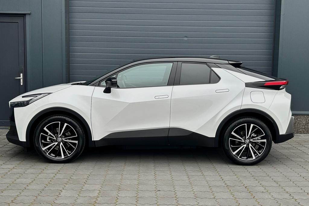 Toyota C-HR 2.0 Plug-in Hybrid 220 Executive NIEUWE AUTO!, Auto's, Toyota, 4 cilinders, Met garantie (alle), 1650 kg, Alcantara