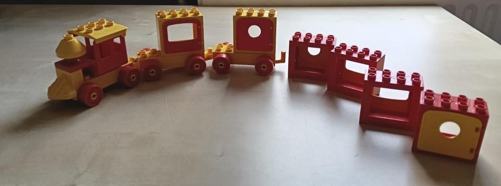 Duplo trein met wagons, Kinderen en Baby's, Speelgoed | Duplo en Lego, Ophalen of Verzenden, Gebruikt, Complete set, Duplo