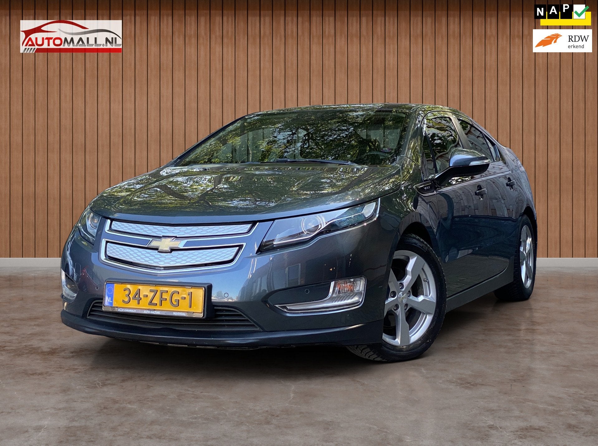 Chevrolet Volt 1.4 LTZ NL Auto I Navigatie I Leer I Stoel Ve, Auto's, Euro 5, 86 pk, Gebruikt, 4 cilinders