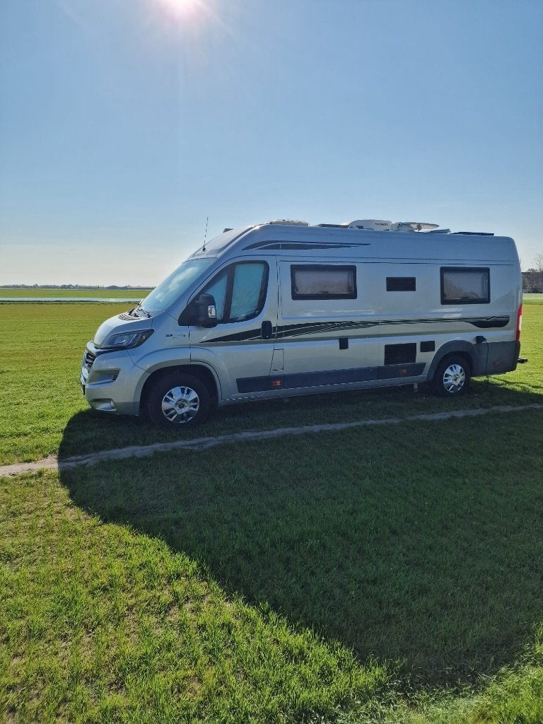 Buscamper heel compleet FIAT Font Vendome, Automaat, Chemisch toilet, Diesel, Particulier