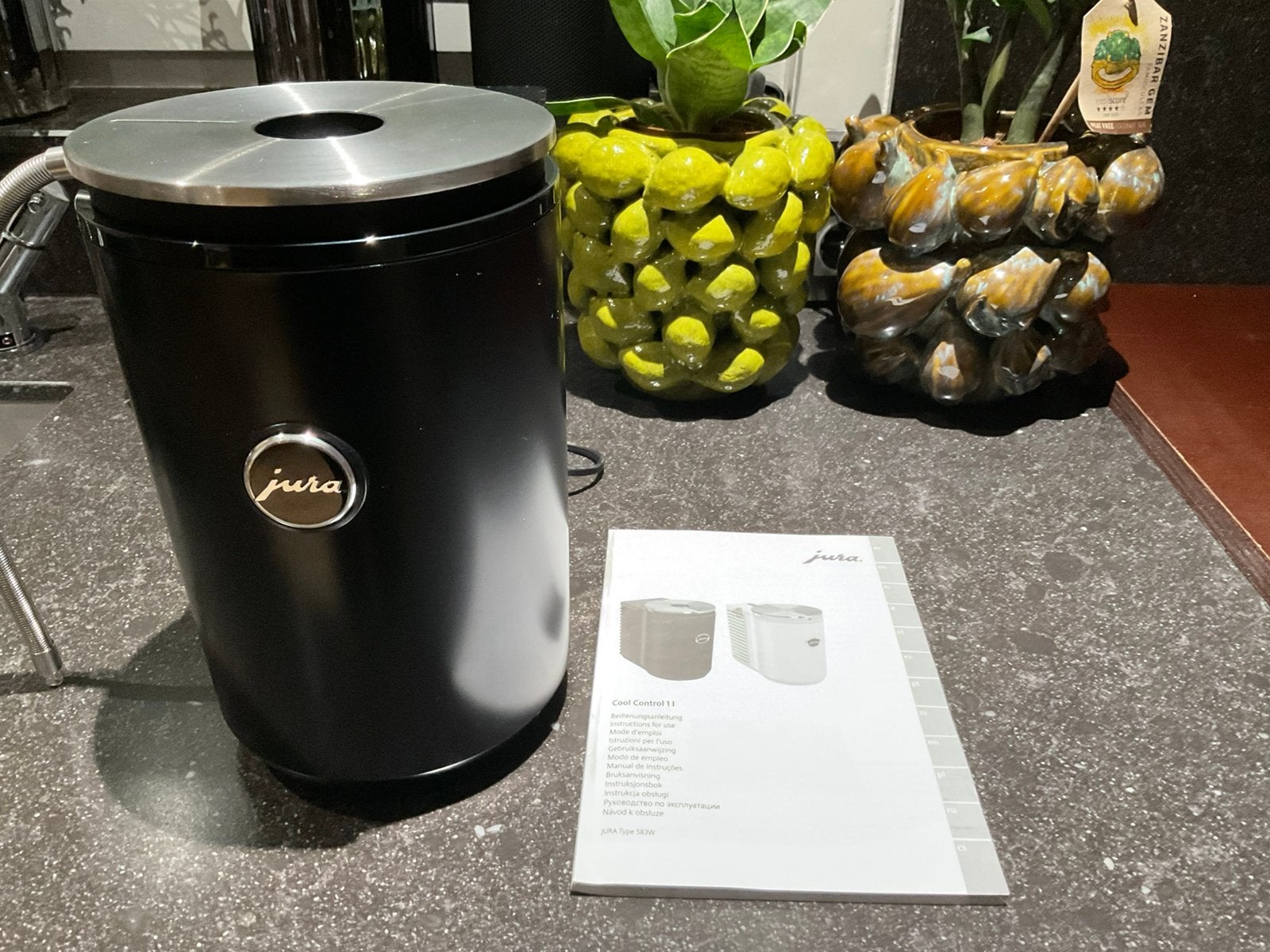 TE KOOP AANGEBODEN: NIEUW!!!   JURA COOL CONTROL 1 L., Ophalen of Verzenden, Zo goed als nieuw