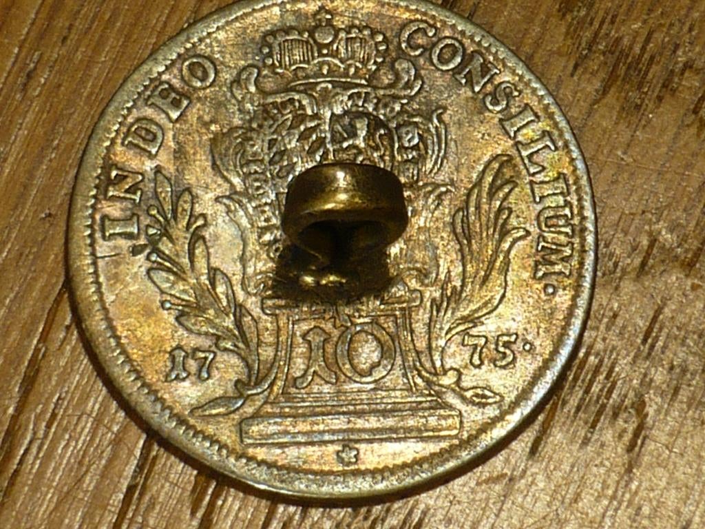 Mooie zilveren knop gemaakt van 10 Kreuzer 1775. Bavaria., Ophalen of Verzenden, Zilver