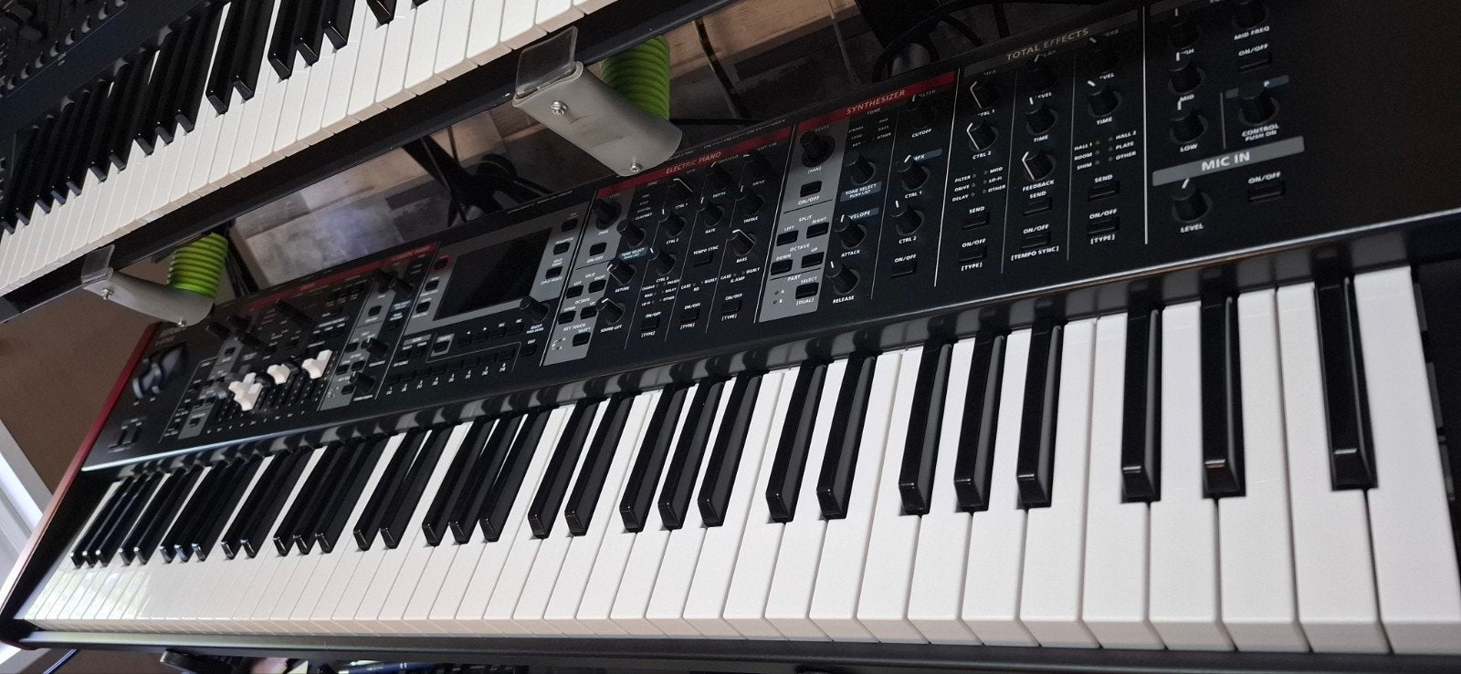 NIEUWE Roland V-Stage 76!!, Muziek en Instrumenten, Ophalen, Roland, Nieuw, Met midi-aansluiting