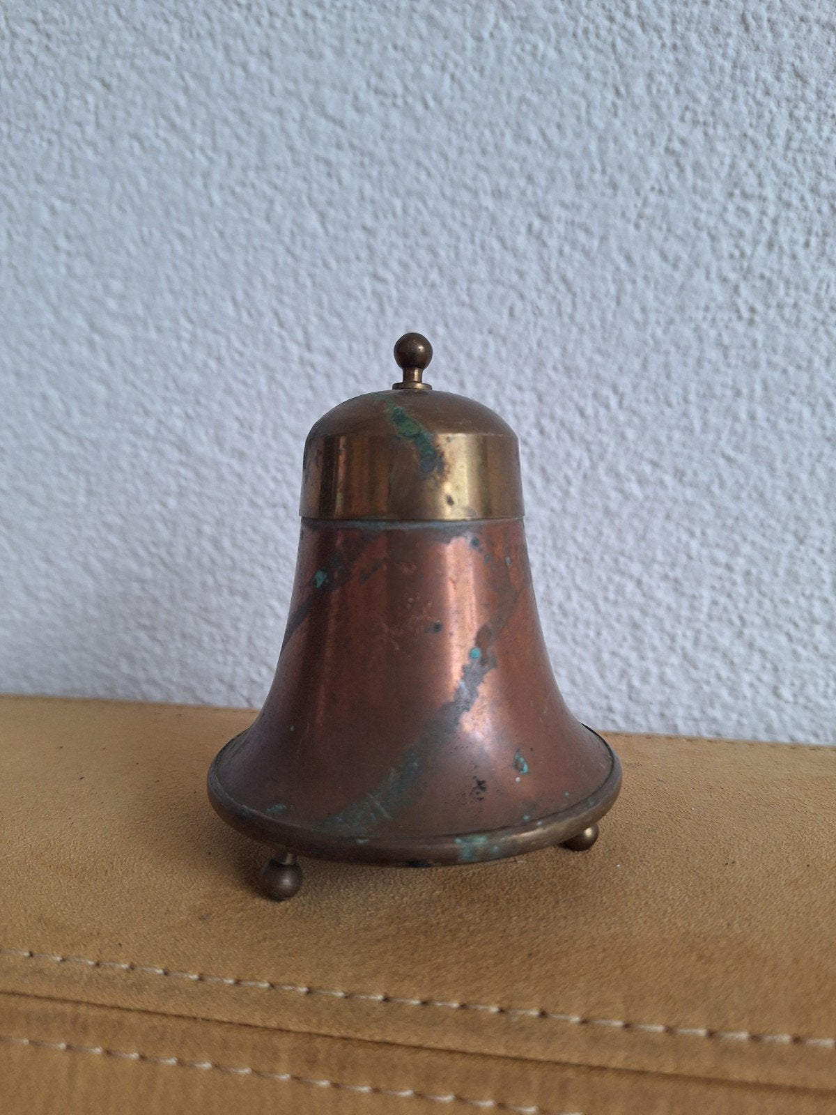 Antieke koperen potje op pootjes met deksel, Antiek en Kunst, Antiek | Koper en Brons, Ophalen, Koper