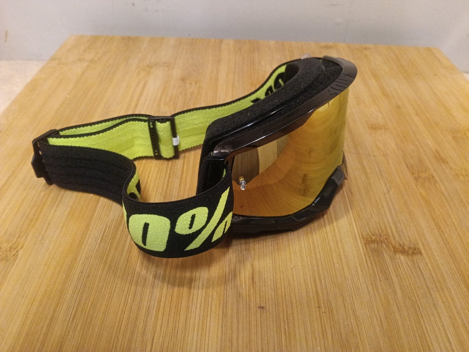 100% strata 2 Crossbril - Zwart/Geel met Oranje Lens, Overige merken, Kinderen, Offroadhelm, Ophalen of Verzenden