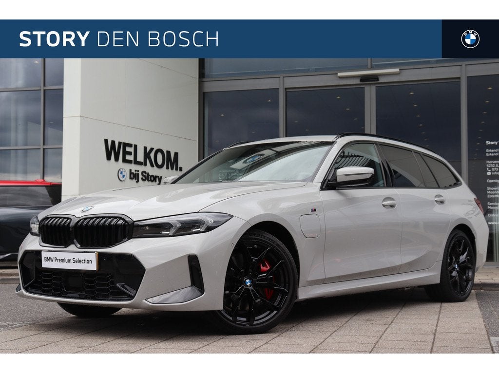 BMW 3 Serie Touring 330e M Sport Automaat / Sportstoelen / A, Auto's, BMW, 1998 cc, Achterwielaandrijving, Gebruikt, 4 cilinders