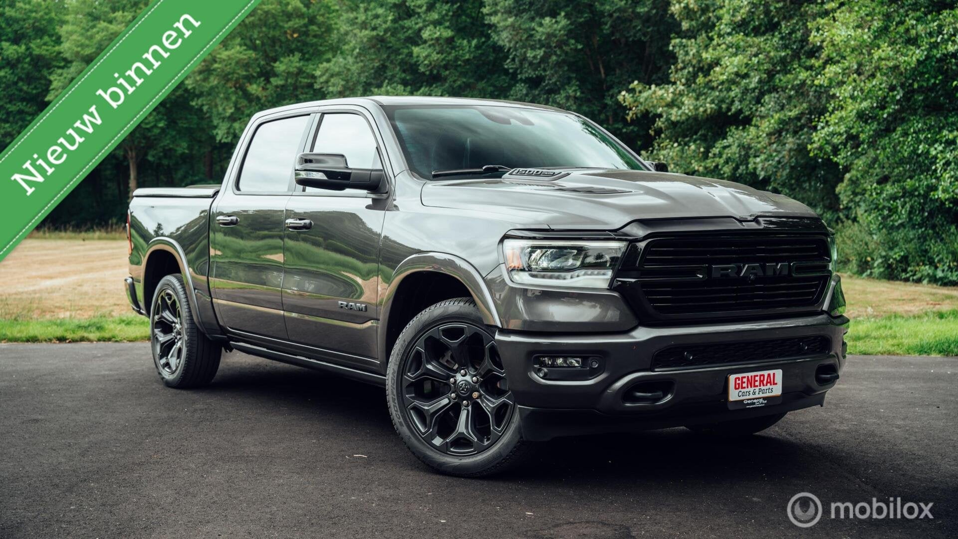 Ram 1500 Laramie Night Crew Cab 4x4, Auto's, Dodge, Te koop, Overige modellen, 4x4, ABS, Achteruitrijcamera, Airconditioning, Apple Carplay