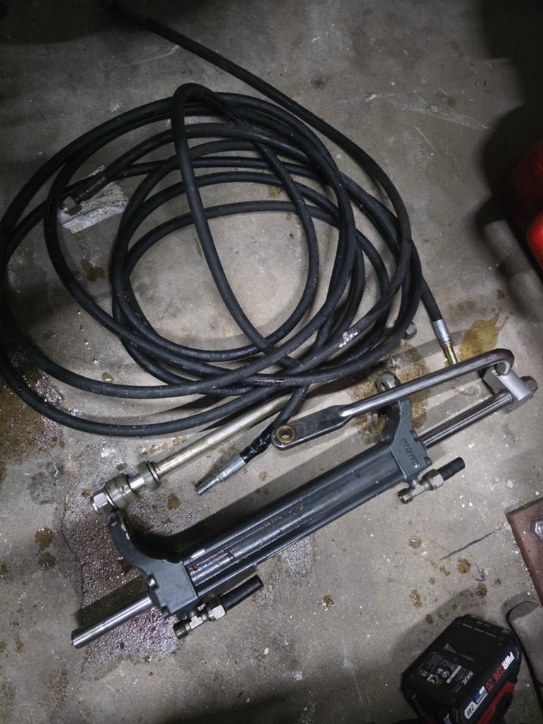 Hydraulische besturing Vetus stuurcilinder pomp en slangen, Ophalen, Motor en Techniek