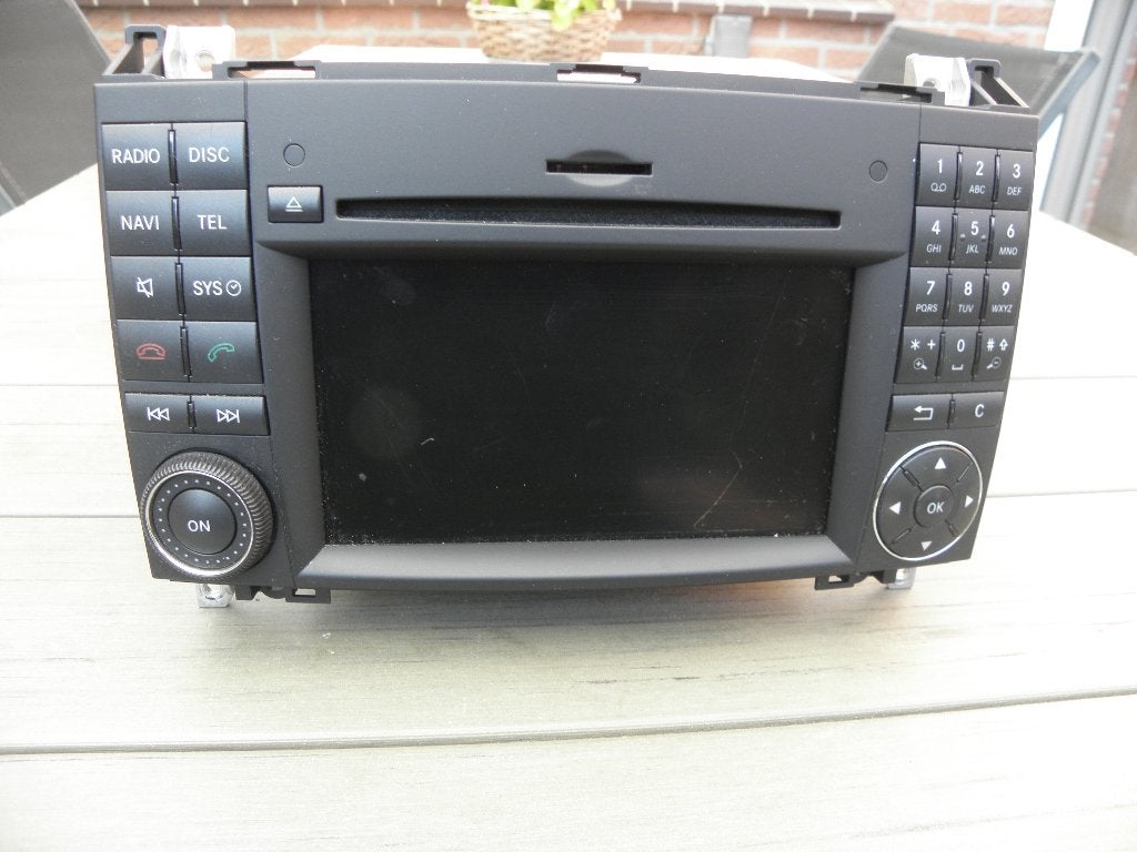 Mercedes-Benz Comand NTG2.5 Radio Navigatie Systeem, Ophalen, Gebruikt