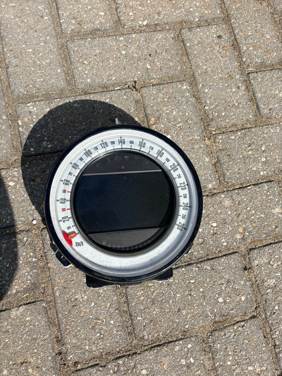 Mini Cooper snelheidsmeter met 2 pixel strepen, Auto diversen, Autoradio's, Ophalen of Verzenden, Gebruikt
