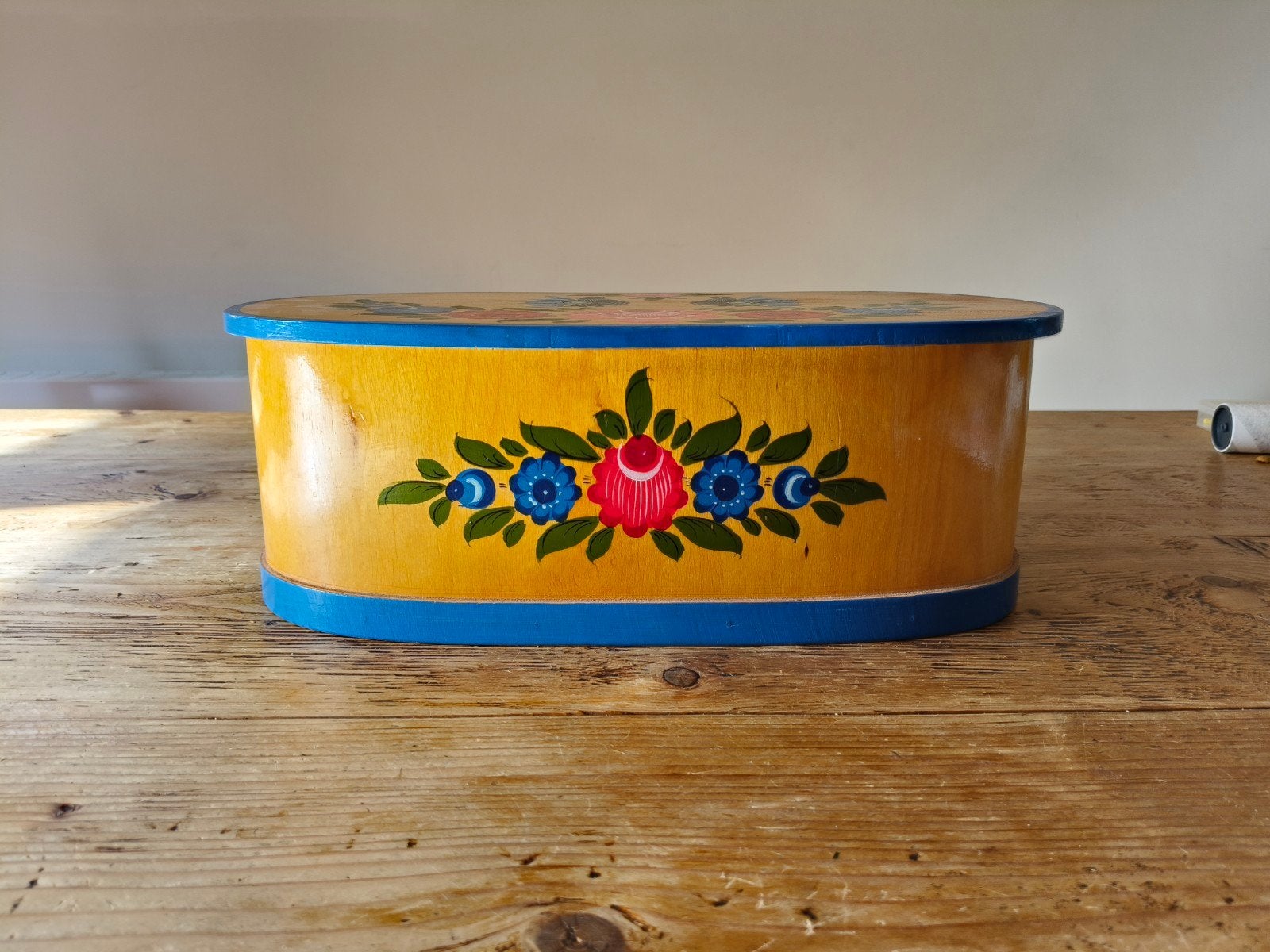 Vintage Russische broodtrommel, Ophalen, Zo goed als nieuw, Overige