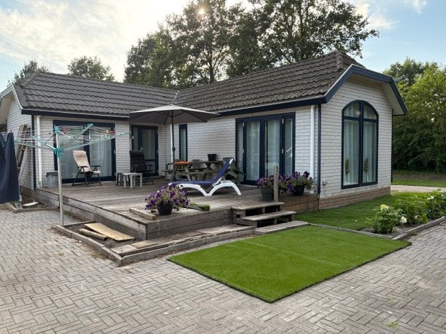 chalet rheezerveen tegenover capfun, 2 slaapkamers, Wasmachine, Chalet, Bungalow of Caravan, Eigenaar