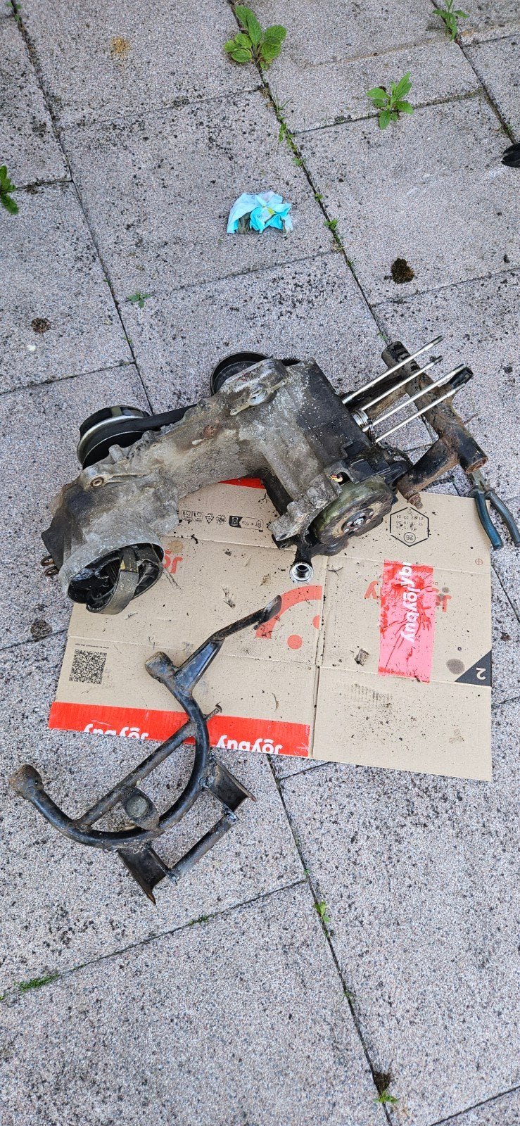 GRATIS oud ijzer en aluminium, Ophalen, Gebruikt, Afkortzaag, 30 tot 70 mm