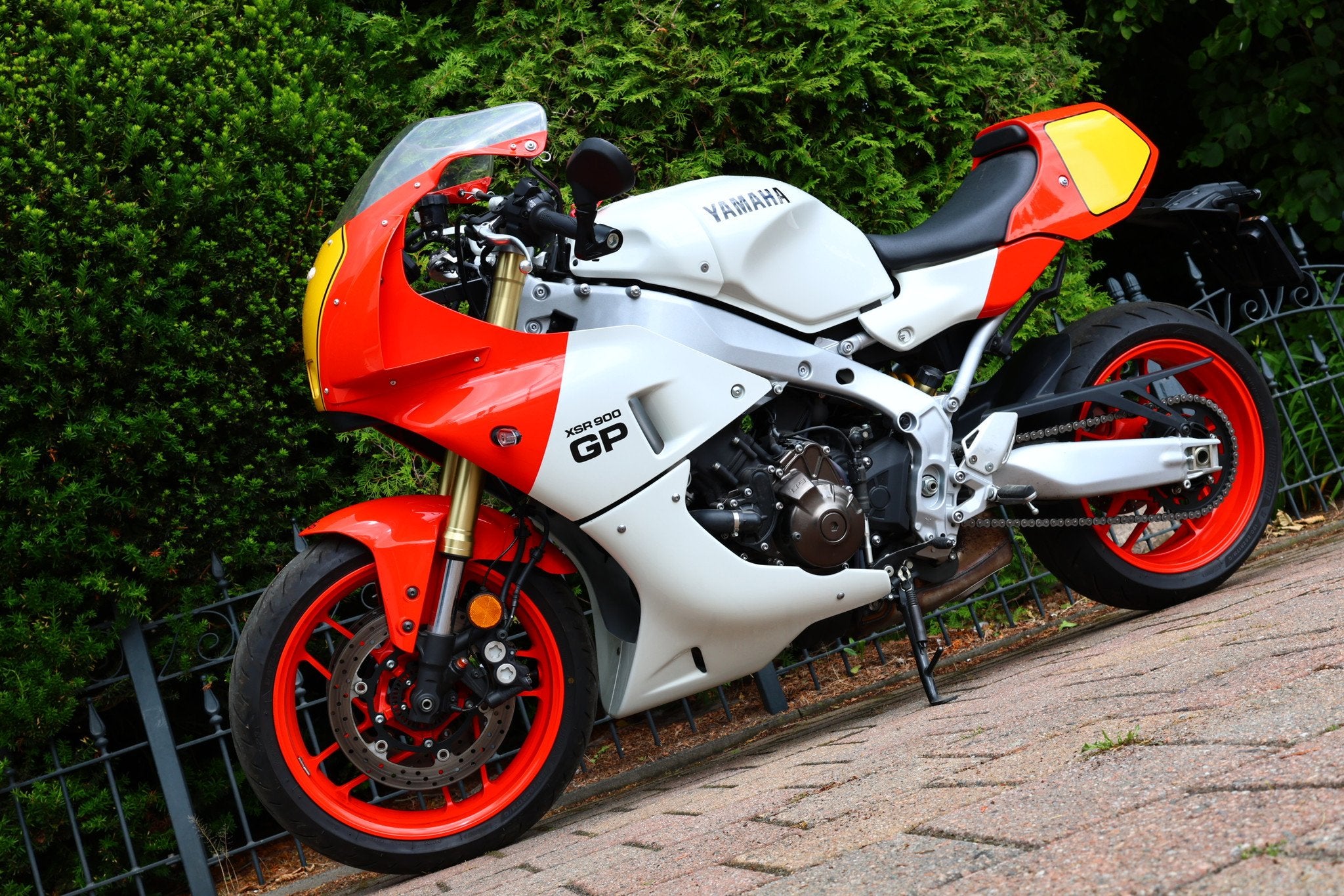 Yamaha XSR 900 SP | XSR900 GP ABS (bj 2024), 890 cc, Bedrijf, Super Sport, Meer dan 35 kW