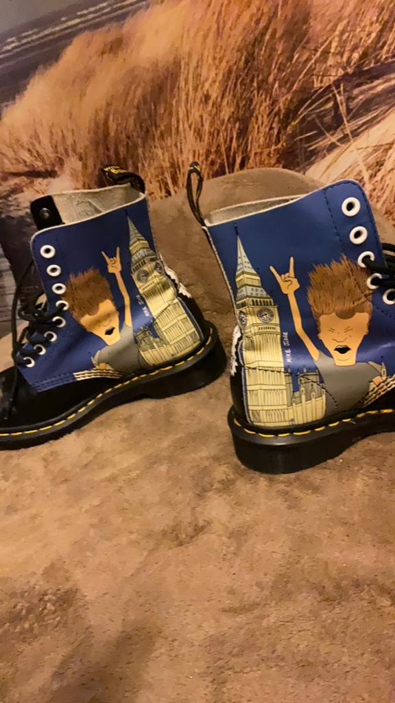 Dr. Martens Beavis and Butt-Head laarzen.    nieuw, Overige kleuren, Lage of Enkellaarzen, Nieuw, Ophalen of Verzenden