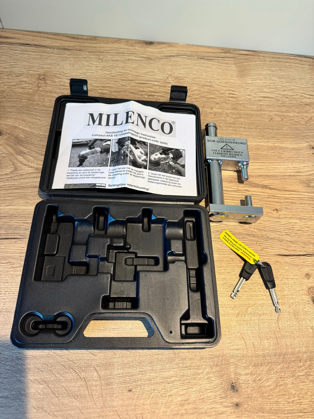 Milenco compact aks 161  met Sleutels, Ophalen of Verzenden, Gebruikt