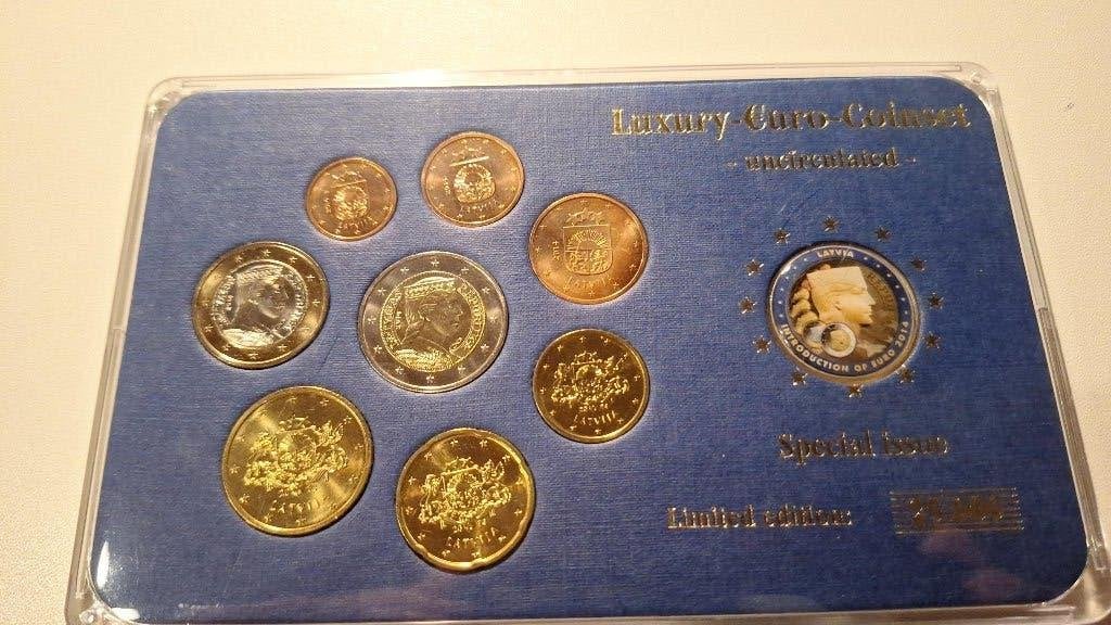 Euromuntset Letland 2014 UNC, incl geëmailleerde 2 Euromunt, Postzegels en Munten, Munten | Europa | Euromunten, Ophalen of Verzenden