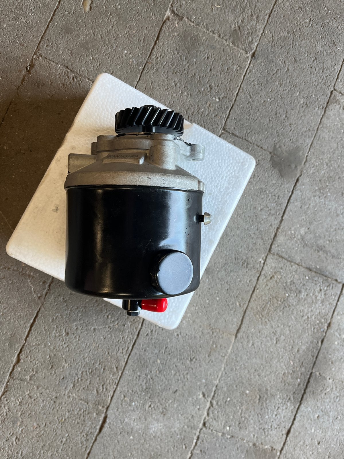 Nieuwe stuurpomp voor Ford tractoren, Ophalen, Nieuw, Ford