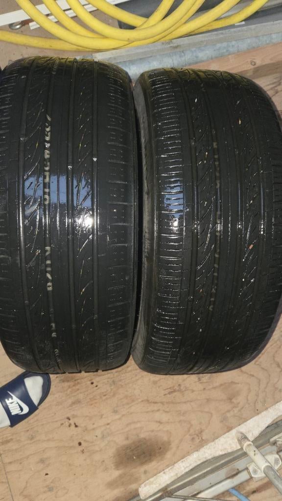 2x 235/45/18 banden 2x 225/40/18, Auto-onderdelen, Banden en Velgen, 18 inch, Gebruikt, Ophalen of Verzenden, 235 mm