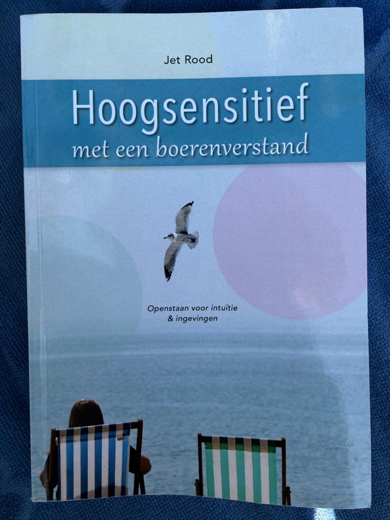 Hoogsensitief met een boerenverstand - Jet Rood, Ophalen of Verzenden, Zo goed als nieuw, Overige onderwerpen