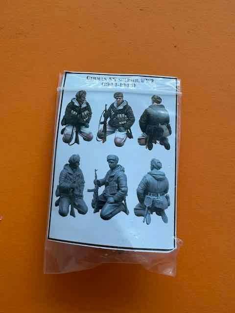 Resin German SS Soldier. WW2	1/35	Resin, Verzenden, Nieuw, 1:35 tot 1:50