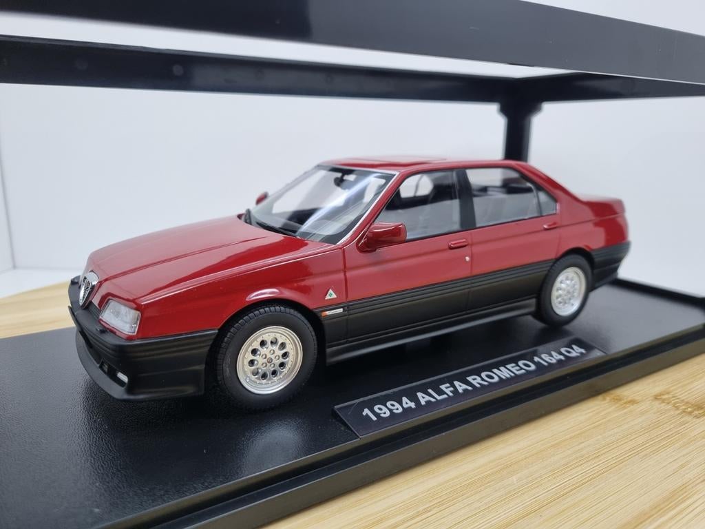 **SALE** T9 Alfa Romeo 164 Q4 1994 Rood 1:18, Hobby en Vrije tijd, Modelauto's | 1:18, Overige merken, Auto, Nieuw, Ophalen of Verzenden