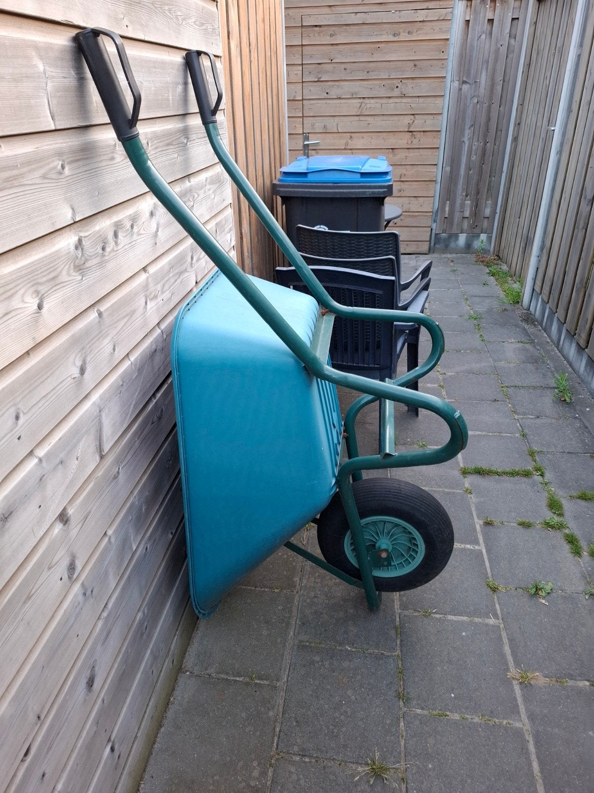 Stevige kruiwagen - Ideaal voor tuin en bouw, Tuin en Terras, Kruiwagens, Ophalen, Onbekend, Handmatig, Gebruikt