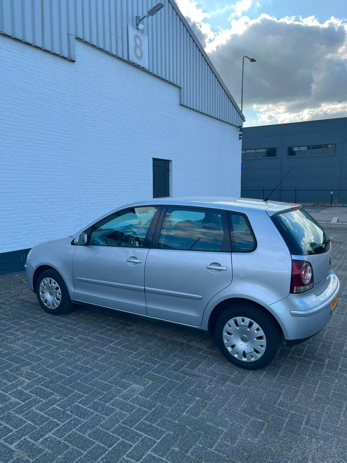 Volkswagen Polo 1.4 55KW 2005 Grijs. APK tot 7-3-2027, Voorwielaandrijving, 15 km/l, Origineel Nederlands, Handgeschakeld