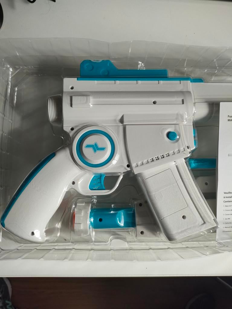 Wii Real Shot Assault Rifle, Ophalen, Shooter, 1 speler, Zo goed als nieuw