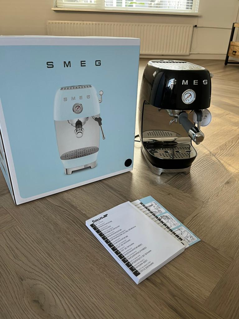 ZGAN SMEG ECF03BLEU - Handmatige espressomachine  Zwart, Ophalen, Espresso apparaat, Gemalen koffie, Zo goed als nieuw