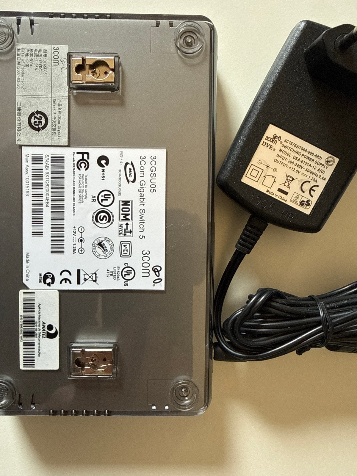 3Com Gigabit Switch 5 (3CGSU05) met adapter, Computers en Software, Ophalen, Gebruikt