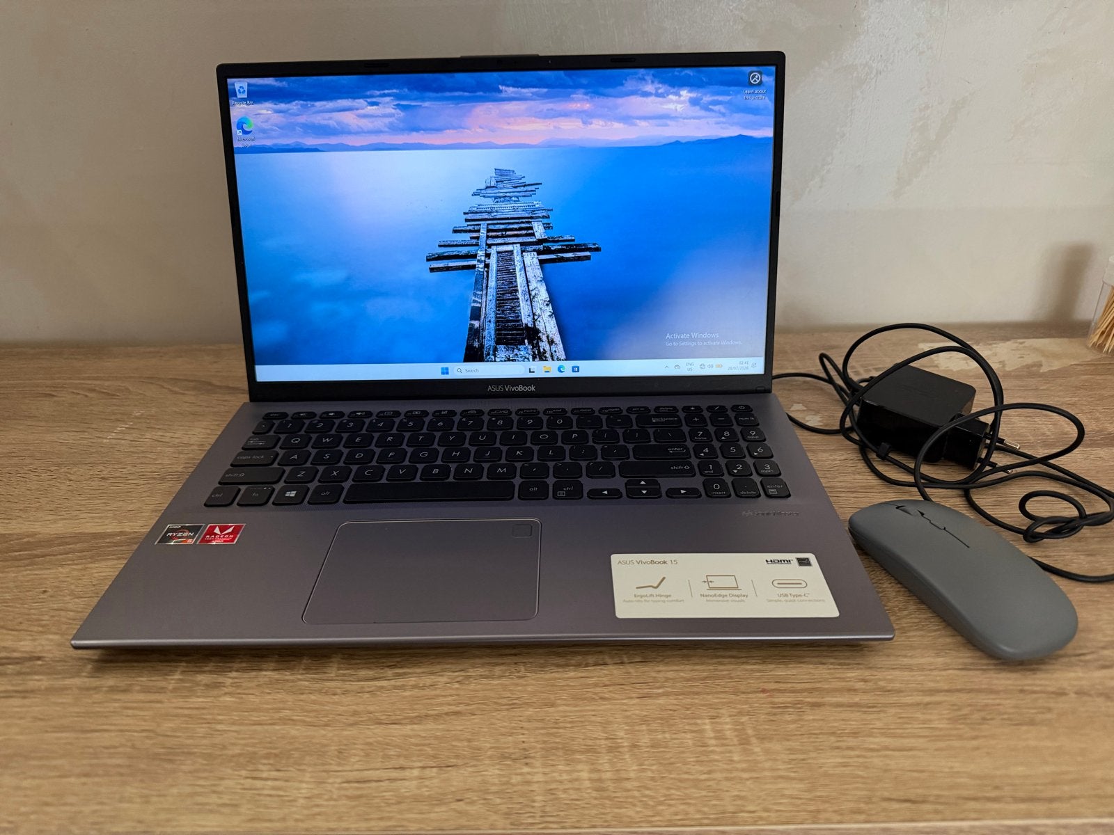 ASUS VivoBook 15 F512D- AMD Ryzen 5, 8GB RAM, 512GB SSD, Gebruikt, Met videokaart, 2 tot 3 Ghz, Verzenden