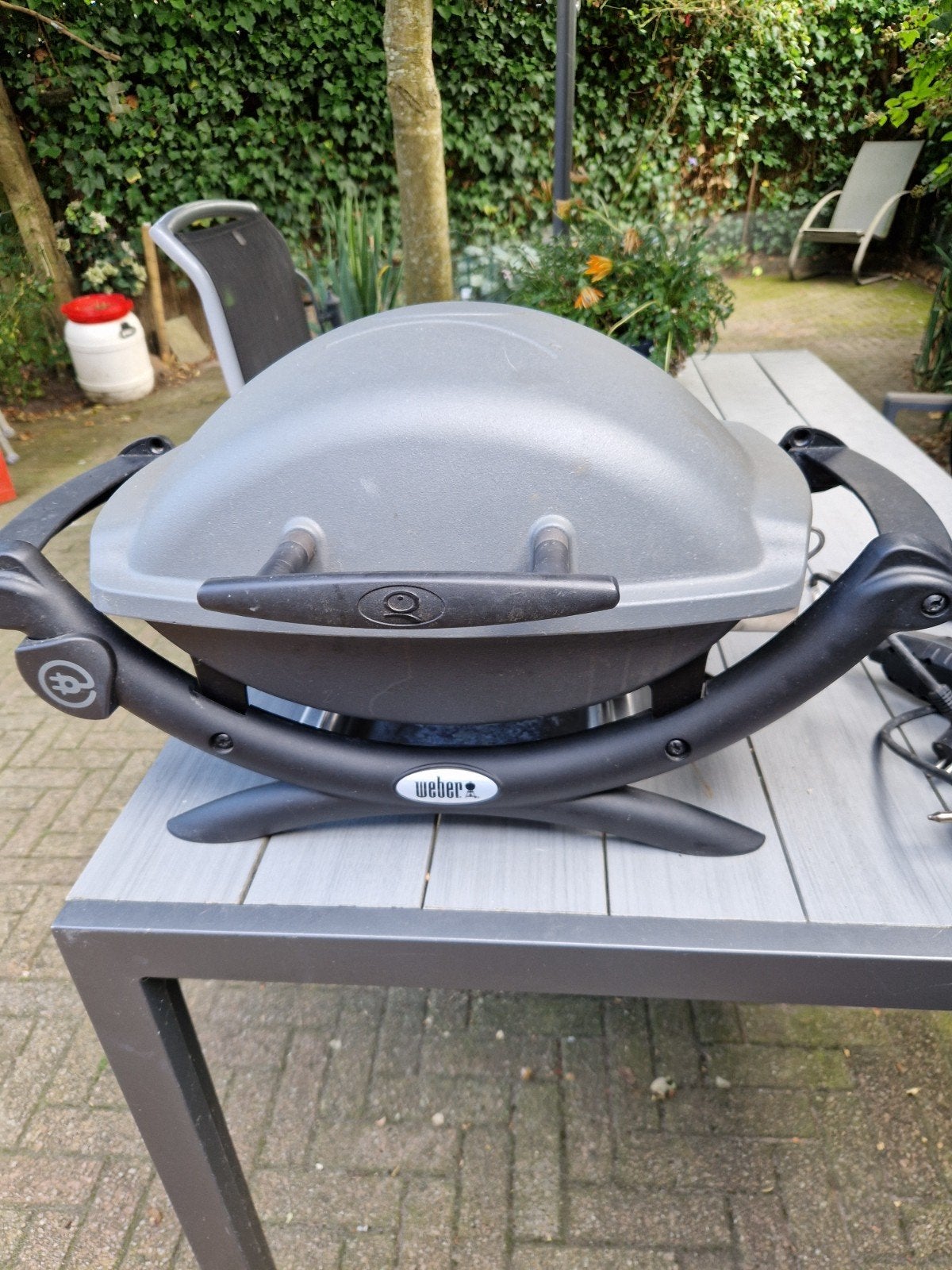 Weber elektrische bbq  Q1400, Ophalen, Gebruikt