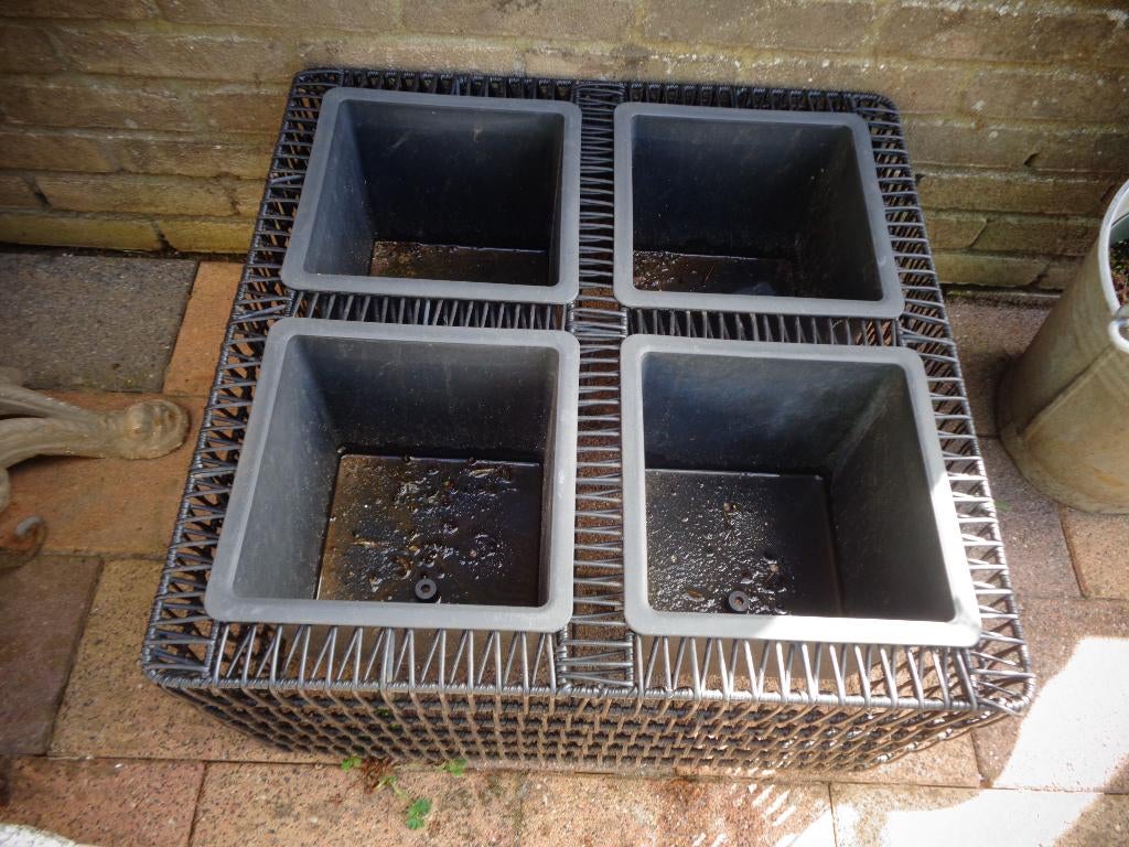 Vierkante zwarte plantenbak met 4 (losse) potten, Tuin en Terras, Ophalen, Kunststof, Minder dan 60 cm, Vierkant